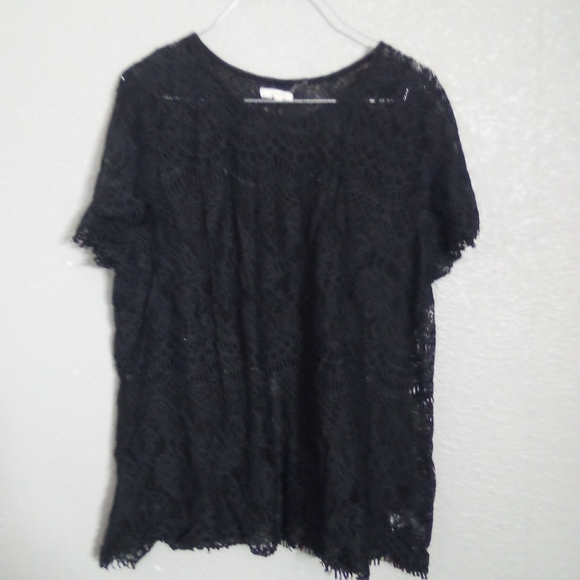 Maurices Black Short Sleeve Blouse ( Box EI ) - Picture 1 of 4